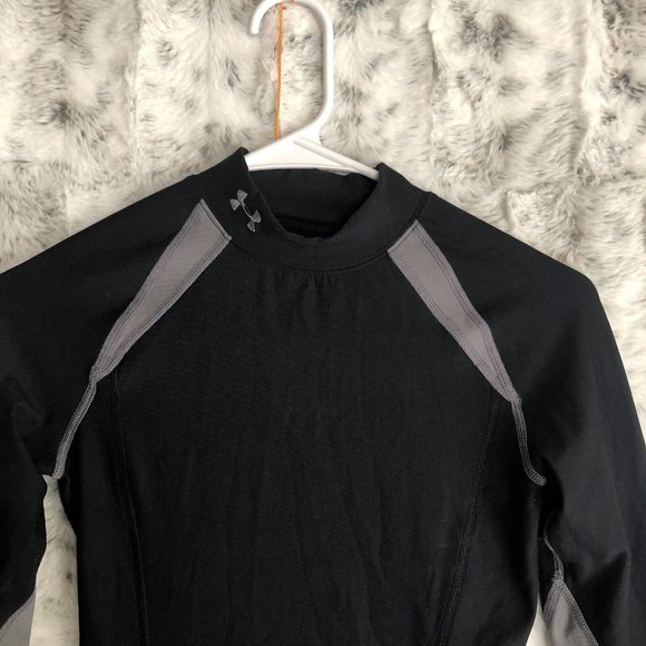 Alice Cullen baseball shirt.  Under Armour Women's Cold Gear Compression Top - Picture 4 of 15